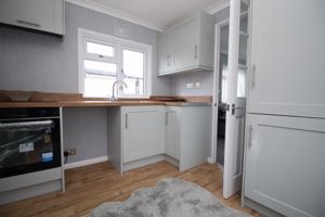 Kitchen- click for photo gallery